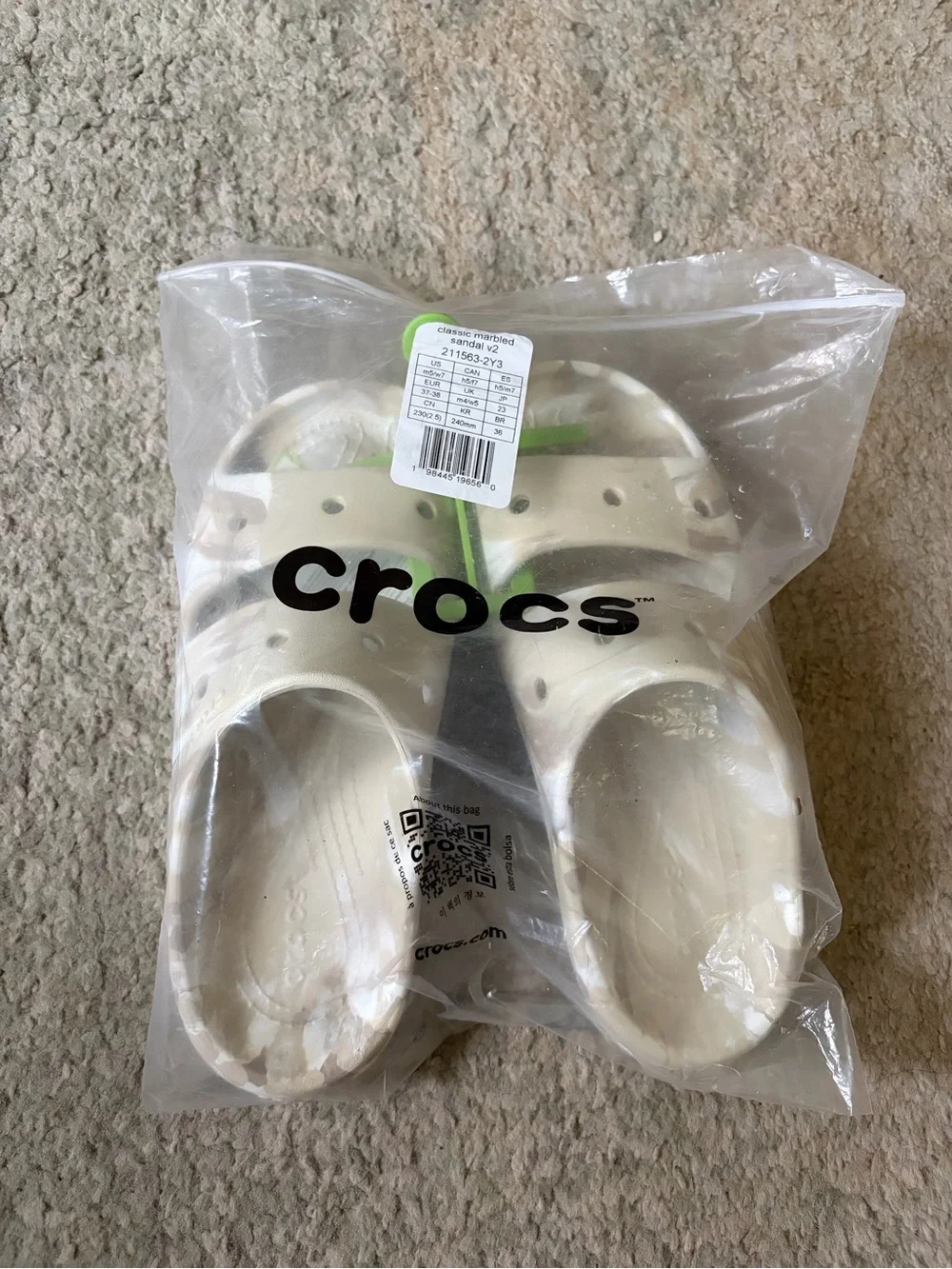 CROCS classic marbled sandal v2